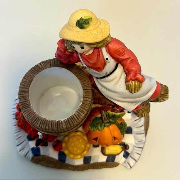 PartyLite Vintage Girl Scarecrow Tea Light / Votive Holder - Picture 7 of 8